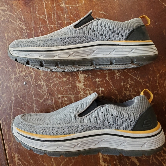 Sketchers Gogamat Arch Men's Sneakers Size 10 | Relaxed Fit - Picture 2 of 7